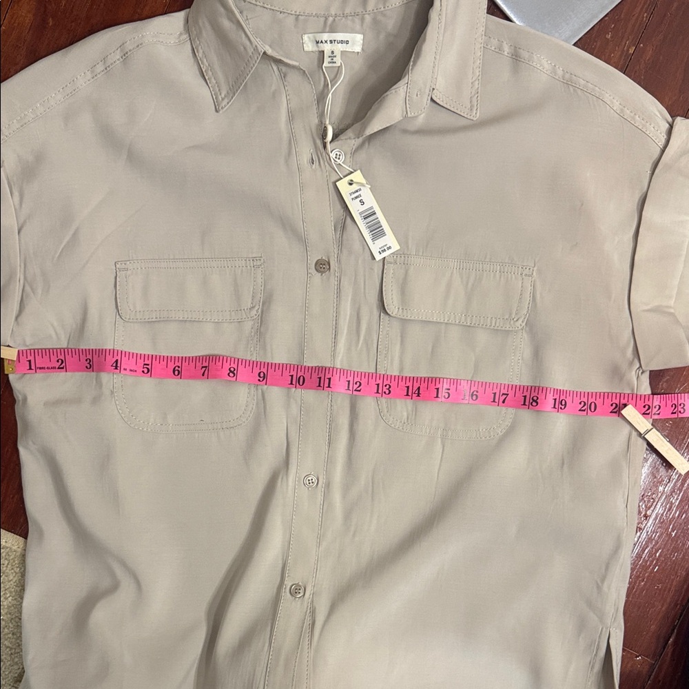 Max Studio Beige Button-Down Shirt NWT - Picture 7 of 11
